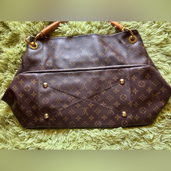 Louis Vuitton Monogram Artsy MM - Picture 7 of 17